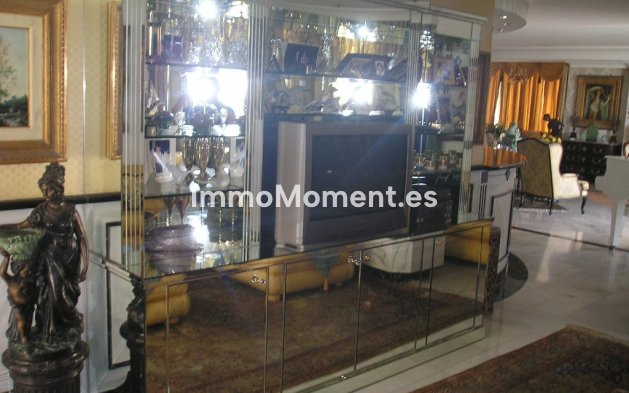 Wiederverkauf - Wohnung - Marbella - Puerto Banús