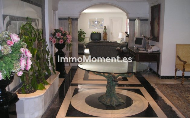 Wiederverkauf - Wohnung - Marbella - Puerto Banús