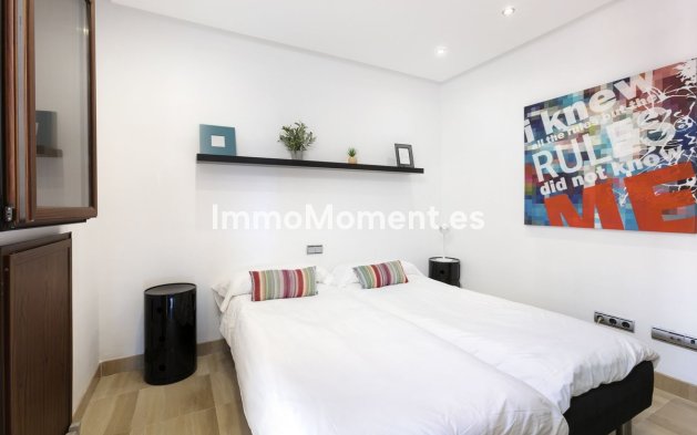 Wiederverkauf - Wohnung - Estepona  - Estepona Centro