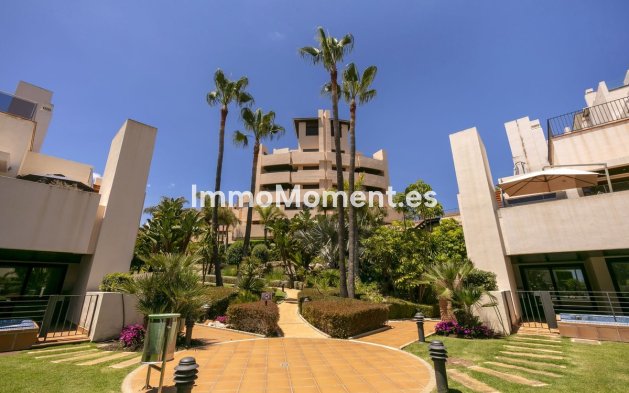 Wiederverkauf - Wohnung - Estepona  - Estepona Centro