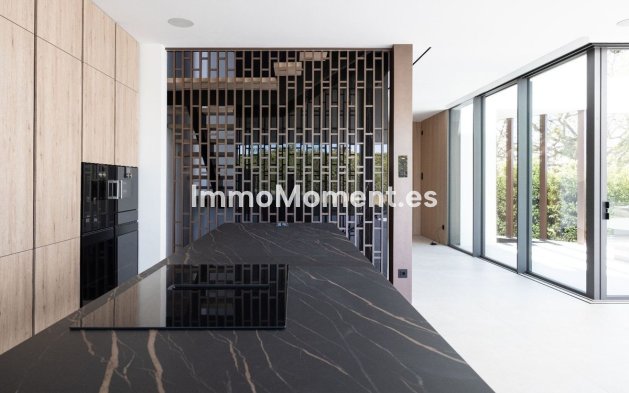 Wiederverkauf - Villa - Marbella - The Golden Mile