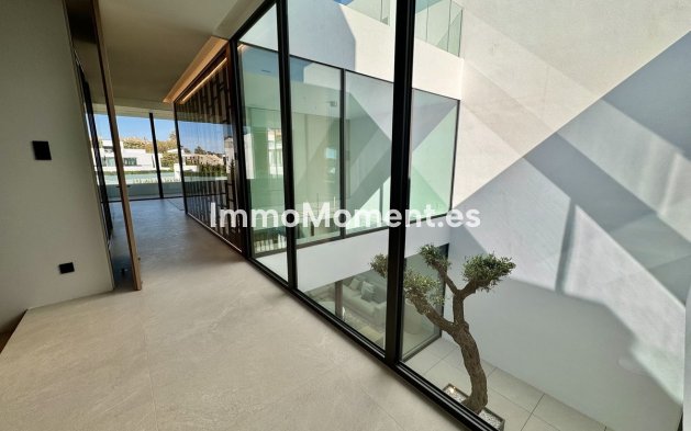 Wiederverkauf - Villa - Marbella - The Golden Mile