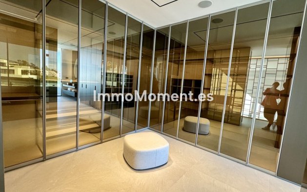 Wiederverkauf - Villa - Marbella - The Golden Mile