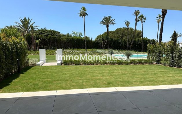 Wiederverkauf - Villa - Marbella - Nueva Andalucía