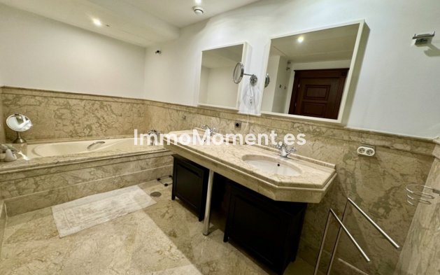 Wiederverkauf - Wohnung - Marbella - San Pedro de Alcántara