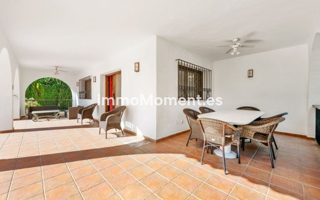 Resale - Villa - Estepona - New Golden Mile