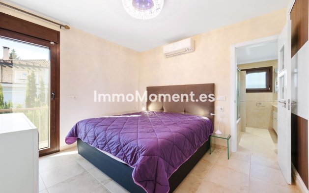 Resale - Villa - Estepona - New Golden Mile