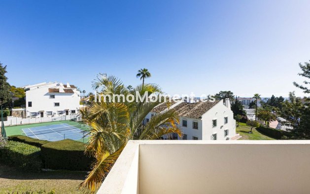 Revente - Appartement - Marbella - Nueva Andalucía