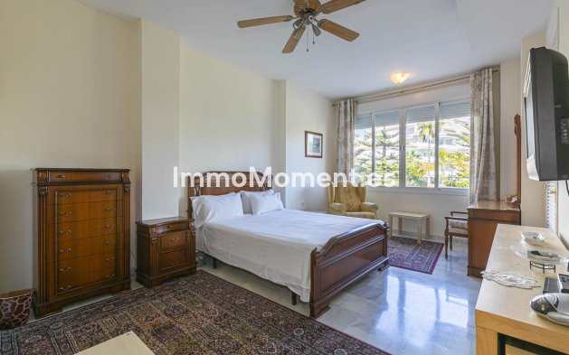 Revente - Appartement - Marbella - Nueva Andalucía