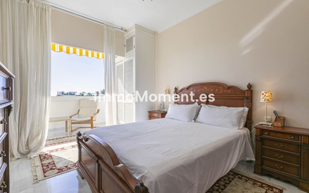 Revente - Appartement - Marbella - Nueva Andalucía