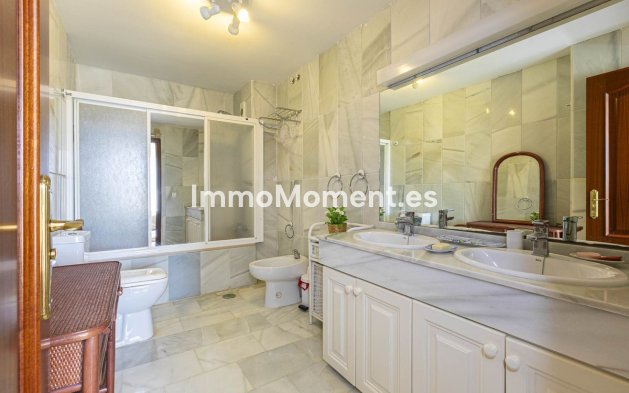 Revente - Appartement - Marbella - Nueva Andalucía