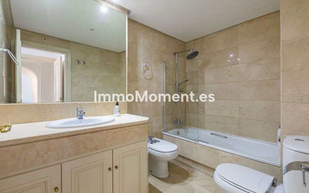 Wiederverkauf - Wohnung - Marbella - Puerto Banús