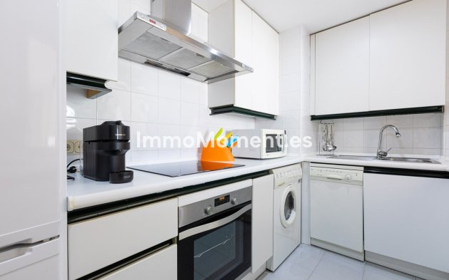 Wiederverkauf - Wohnung - Marbella - Puerto Banús