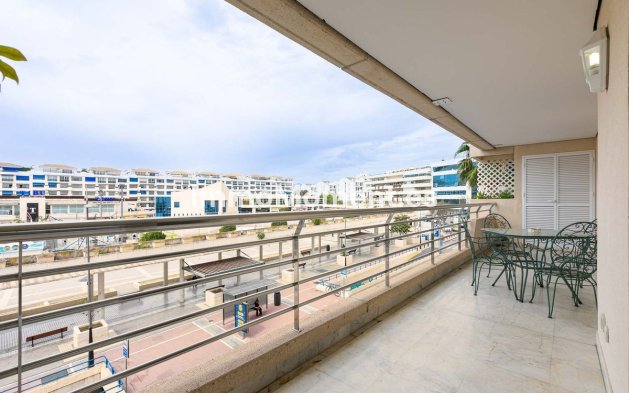Wiederverkauf - Wohnung - Marbella - Puerto Banús