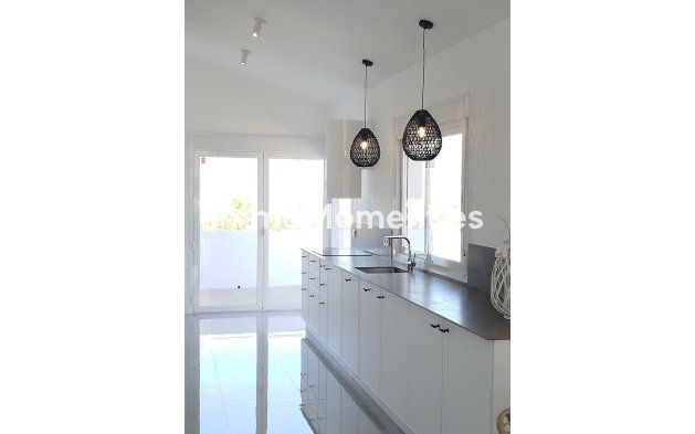 Reventa - Villa independiente - Mijas - Cerros del Aguila
