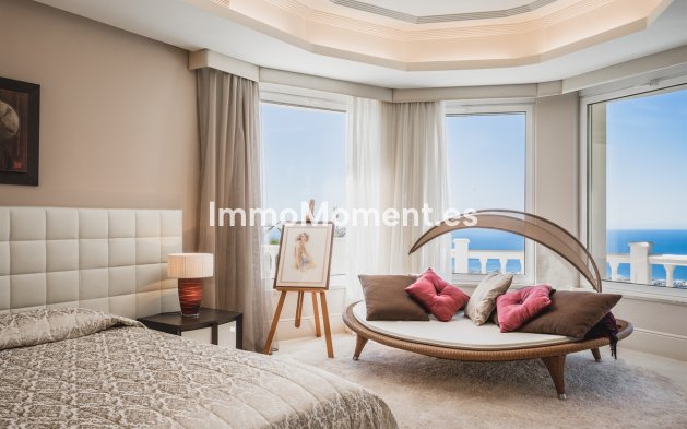 Revente - Villa - Marbella - Altos de los Monteros