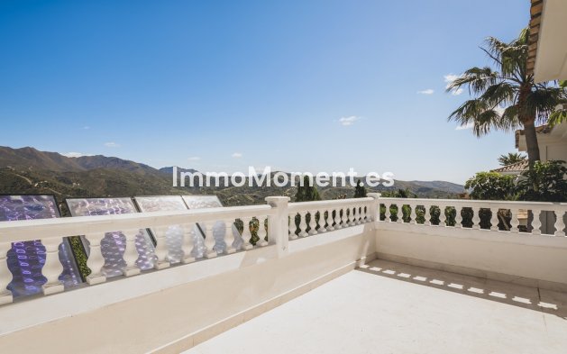 Revente - Villa - Marbella - Altos de los Monteros