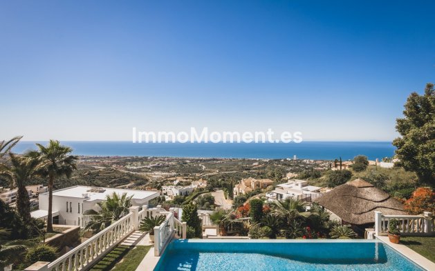 Revente - Villa - Marbella - Altos de los Monteros