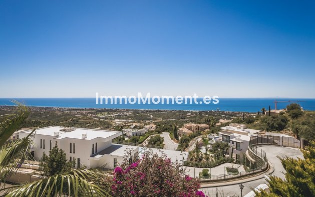 Revente - Villa - Marbella - Altos de los Monteros
