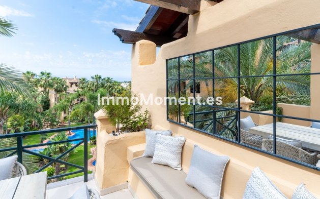 Resale - Apartment - Estepona - Atalaya