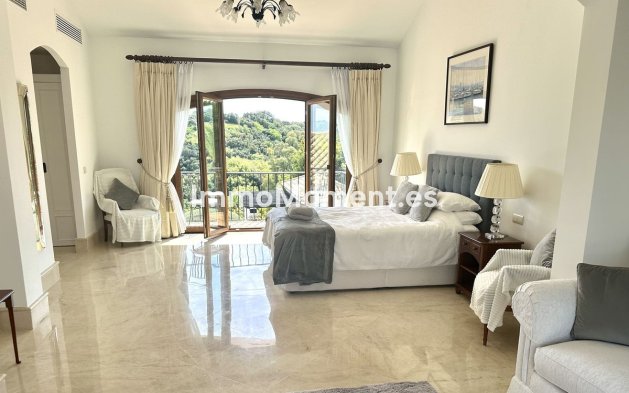 Wiederverkauf - Villa - Sotogrande - Sotogrande Alto