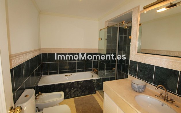 Wiederverkauf - Wohnung - Sotogrande - Sotogrande Puerto