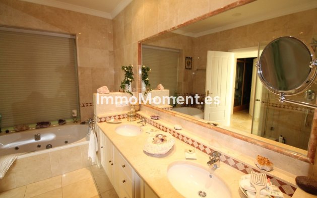 Revente - Villa - Sotogrande - Sotogrande Alto