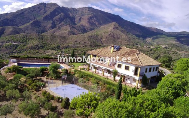 Wiederverkauf - Landhaus - Estepona  - Estepona Centro