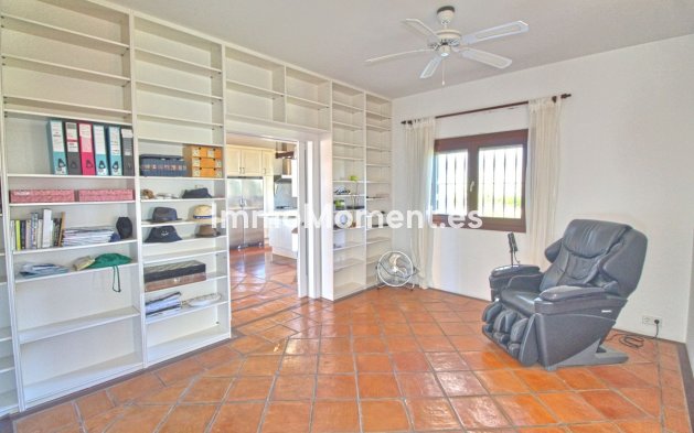 Wiederverkauf - Landhaus - Estepona  - Estepona Centro