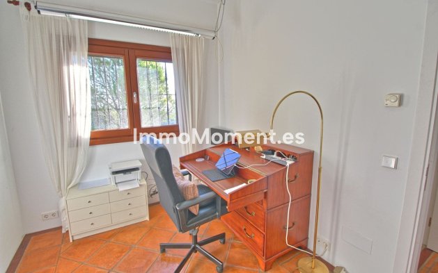 Wiederverkauf - Landhaus - Estepona  - Estepona Centro