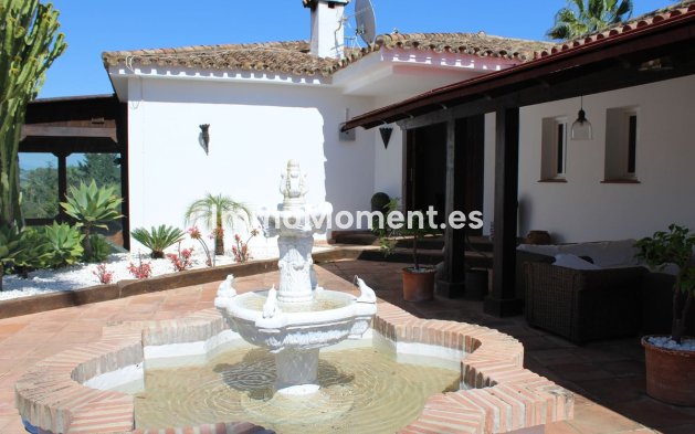 Reventa - Villa - Sotogrande - Sotogrande Costa