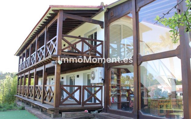 Reventa - Villa - Sotogrande - Sotogrande Costa