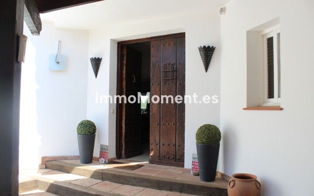 Reventa - Villa - Sotogrande - Sotogrande Costa