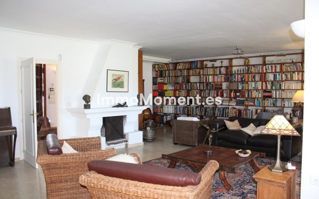 Reventa - Villa - Sotogrande - Sotogrande Costa