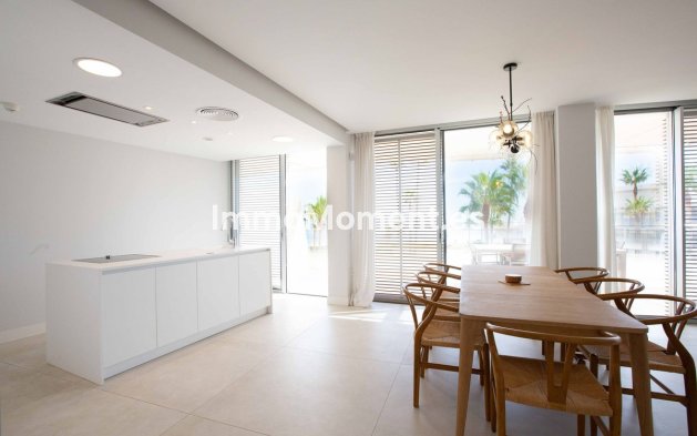 Revente - Appartement - Estepona  - Estepona Centro