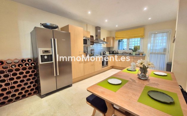 Wiederverkauf - Villa - Sotogrande - San Roque Club