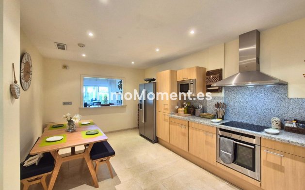 Wiederverkauf - Villa - Sotogrande - San Roque Club