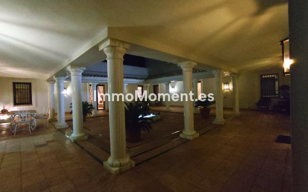 Wiederverkauf - Freistehende Villa - Sotogrande - San Roque Club