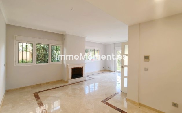 Wiederverkauf - Villa - Sotogrande - San Roque Club