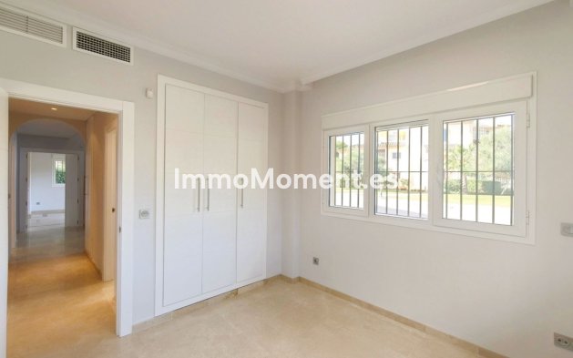 Wiederverkauf - Villa - Sotogrande - San Roque Club