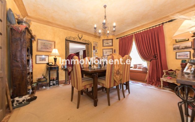 Wiederverkauf - Villa - Benahavís - Benahavís Centro