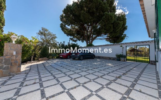 Resale - Country house - Mijas - Entrerrios