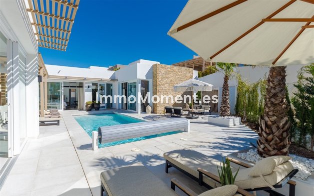 Resale - Villa - Mijas - Riviera del Sol