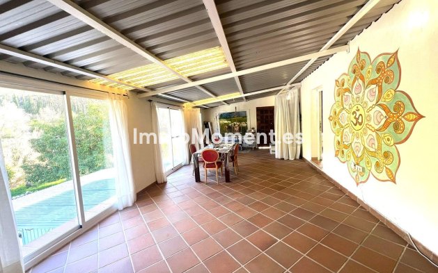 Reventa - Casa de campo - Interior  - Coín