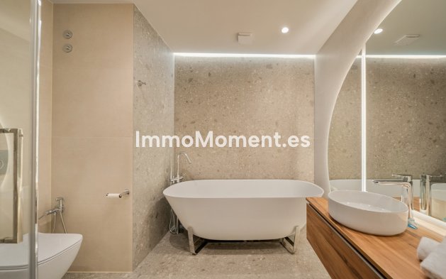 Wiederverkauf - Wohnung - Marbella - Nueva Andalucía