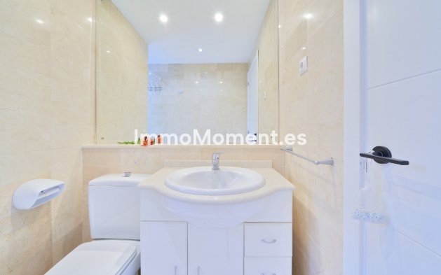 Resale - Apartment - Marbella - Elviria