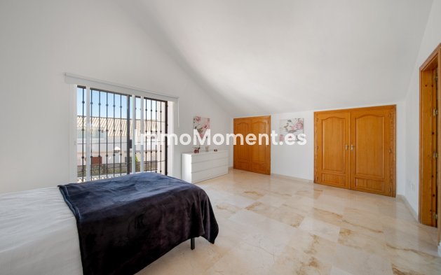 Wiederverkauf - Wohnung - Marbella - Nueva Andalucía