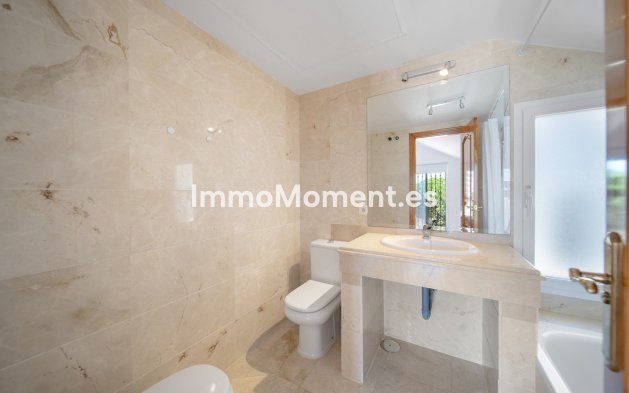 Wiederverkauf - Wohnung - Marbella - Nueva Andalucía