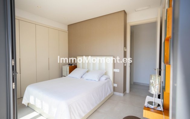 Revente - Villa - Estepona  - Estepona Centro