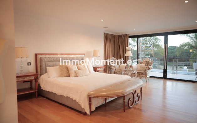 Wiederverkauf - Villa - Marbella - Artola